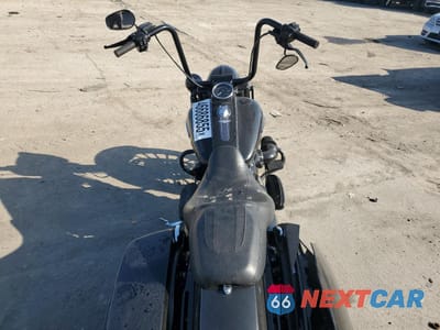 Zdjęcie 6 z 9 samochodu: 2018 HARLEY-DAVIDSON FLHRXS VIN:1HD1KVC34JB623711 - miniatura