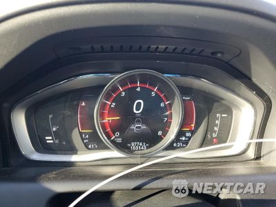 Zdjęcie 9 z 13 samochodu: 2016 VOLVO XC60 T5 PREMIER VIN:YV4612RK2G2856208 - miniatura