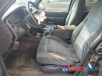 Zdjęcie 7 z 12 samochodu: 1998 FORD EXPLORER VIN:1FMZU35P7WZC24885 - miniatura