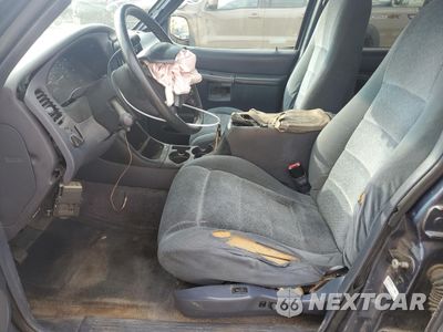 Zdjęcie 7 z 12 samochodu: 1998 FORD EXPLORER VIN:1FMZU35P7WZC24885 - miniatura
