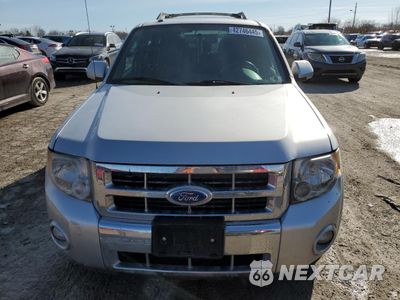 Piąte zdjęcie samochodu w środku: 2011 FORD ESCAPE LIMITED VIN:1FMCU0EG0BKB94569 - miniatura
