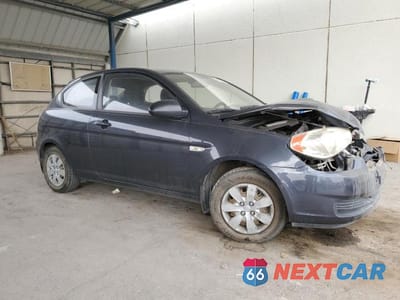 Czwarte zdjęcie samochodu z boku: 2008 HYUNDAI ACCENT GS VIN:KMHCM36C68U056271 - miniatura