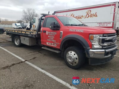 Czwarte zdjęcie samochodu z boku: 2020 FORD F550 SUPER DUTY VIN:1FDUF5GT6LDA13342 - miniatura