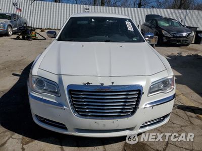 Piąte zdjęcie samochodu w środku: 2012 CHRYSLER 300C VIN:2C3CCAET6CH103182 - miniatura