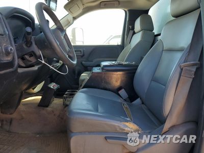 Zdjęcie 11 z 13 samochodu: 2015 CHEVROLET SILVERADO C3500 VIN:1GB3CYCG5FZ535863 - miniatura