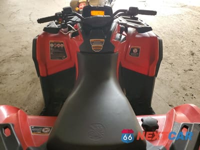 Piąte zdjęcie samochodu w środku: 2022 CAN-AM OUTLANDER 650 VIN:3JBLGAJ45NJ000021 - miniatura