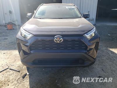 Piąte zdjęcie samochodu w środku: 2025 TOYOTA RAV4 XLE VIN:2T3W1RFV3SW371411 - miniatura