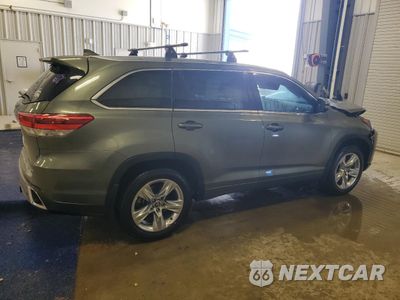 Trzecie zdjęcie samochodu z tyłu: 2018 TOYOTA HIGHLANDER LIMITED VIN:5TDDZRFH8JS897561 - miniatura