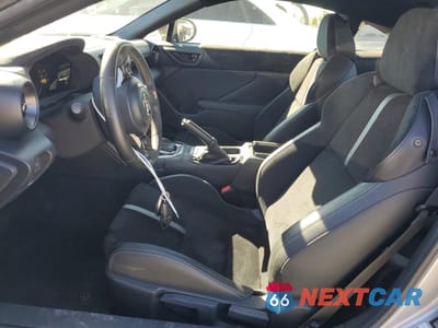Zdjęcie 7 z 13 samochodu: 2024 TOYOTA GR 86 PREMIUM VIN:JF1ZNBE10R8756955 - miniatura