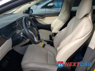 Zdjęcie 7 z 13 samochodu: 2017 TESLA MODEL X VIN:5YJXCDE23HF067812 - miniatura