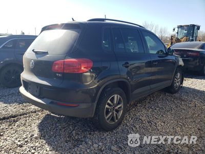 Trzecie zdjęcie samochodu z tyłu: 2016 VOLKSWAGEN TIGUAN S VIN:WVGAV7AXXGW573842 - miniatura