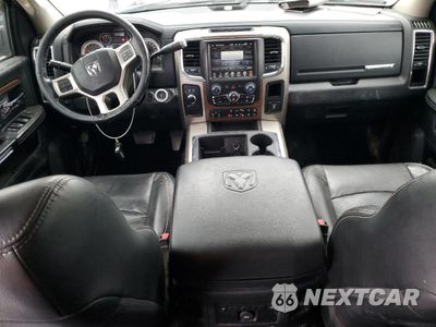 Zdjęcie 8 z 12 samochodu: 2013 RAM 2500 LARAMIE VIN:3C6UR5FL7DG544896 - miniatura