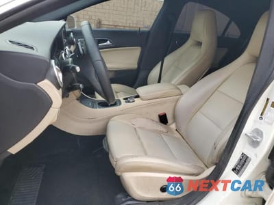 Zdjęcie 7 z 12 samochodu: 2016 MERCEDES-BENZ CLA 250 4MATIC VIN:WDDSJ4GB5GN371758 - miniatura