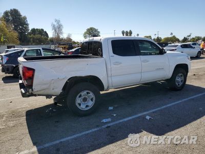 Trzecie zdjęcie samochodu z tyłu: 2020 TOYOTA TACOMA DOUBLE CAB VIN:5TFAX5GN6LX178862 - miniatura