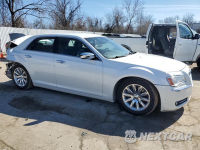 Czwarte zdjęcie samochodu z boku: 2012 CHRYSLER 300C VIN:2C3CCAET6CH103182 - miniatura