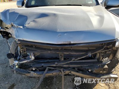 Zdjęcie 13 z 16 samochodu: 2024 CHEVROLET TAHOE C1500 LT VIN:1GNSCNKD5RR120812 - miniatura