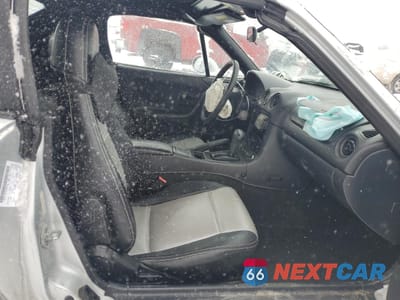 Zdjęcie 11 z 14 samochodu: 1999 MAZDA MX-5 MIATA VIN:JM1NB3531X0115463 - miniatura