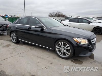 Czwarte zdjęcie samochodu z boku: 2017 MERCEDES-BENZ C 300 VIN:WDDWF4JB3HR245212 - miniatura