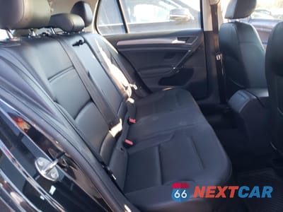 Zdjęcie 10 z 13 samochodu: 2021 VOLKSWAGEN GOLF VIN:3VWG57AU1MM005802 - miniatura