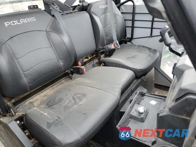 Piąte zdjęcie samochodu w środku: 2023 POLARIS RANGER XP 1000 PREMIUM VIN:4XARRE993P8035145 - miniatura