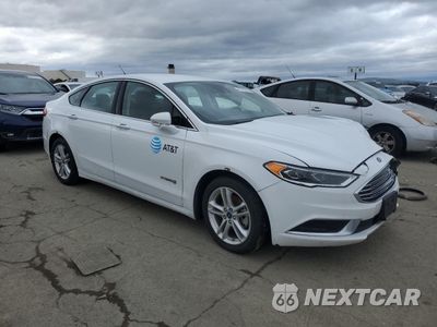 Czwarte zdjęcie samochodu z boku: 2018 FORD FUSION SE HYBRID VIN:3FA6P0LU8JR129955 - miniatura