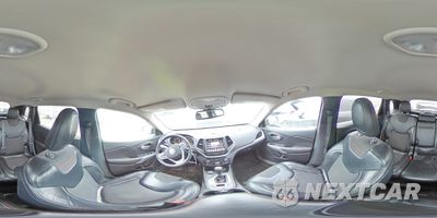 Zdjęcie 14 z 17 samochodu: 2017 JEEP CHEROKEE TRAILHAWK VIN:1C4PJMBS1HW594110 - miniatura