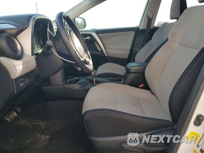 Zdjęcie 7 z 13 samochodu: 2017 TOYOTA RAV4 XLE VIN:JTMWFREV8HD092884 - miniatura