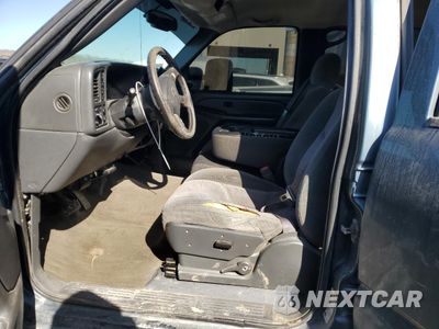 Zdjęcie 7 z 14 samochodu: 2007 CHEVROLET SILVERADO K2500 HEAVY DUTY VIN:1GCHK23D77F142540 - miniatura