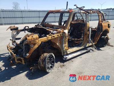 2022 FORD BRONCO BASE 1FMEE5DP7NLB27700 - główne zdjęcie licytacji z USA - miniatura