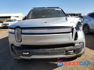 Piąte zdjęcie samochodu w środku: 2023 RIVIAN R1S ADVENTURE VIN:7PDSGABA2PN021129 - miniatura