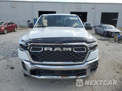Piąte zdjęcie samochodu w środku: 2025 RAM 1500 BIG HORN/LONE STAR VIN:1C6SRFFP7SN541145 - miniatura