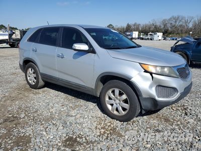 Czwarte zdjęcie samochodu z boku: 2012 KIA SORENTO BASE VIN:5XYKT3A19CG201337 - miniatura
