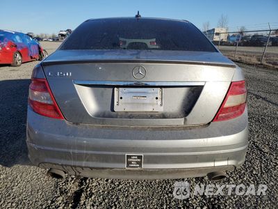 Zdjęcie 6 z 15 samochodu: 2010 MERCEDES-BENZ C 350 VIN:WDDGF5GB6AF382329 - miniatura