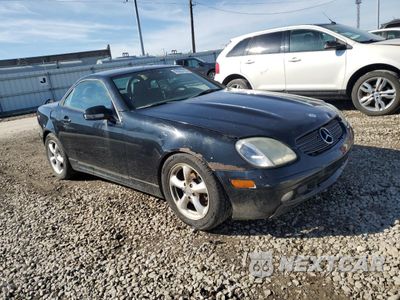 Czwarte zdjęcie samochodu z boku: 2001 MERCEDES-BENZ SLK 320 VIN:WDBKK65F81F229400 - miniatura