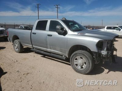 Czwarte zdjęcie samochodu z boku: 2023 RAM 2500 TRADESMAN VIN:3C6UR5HJ5PG584104 - miniatura