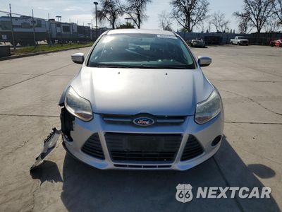 Piąte zdjęcie samochodu w środku: 2014 FORD FOCUS SE VIN:1FADP3K2XEL132305 - miniatura