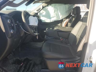 Zdjęcie 7 z 12 samochodu: 2024 GMC SIERRA K1500 VIN:1GTPUAEK4RZ160863 - miniatura