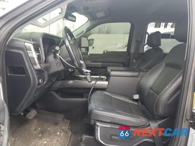 Zdjęcie 7 z 13 samochodu: 2023 FORD F350 SUPER DUTY VIN:1FT8W3DT2PEC54653 - miniatura