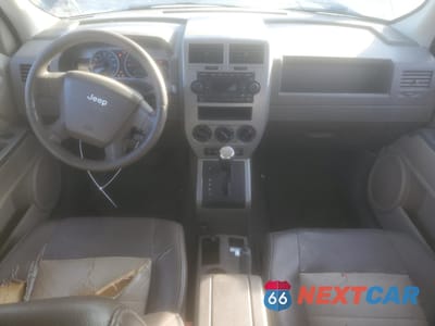 Zdjęcie 8 z 14 samochodu: 2007 JEEP PATRIOT LIMITED VIN:1J8FF48W07D418241 - miniatura