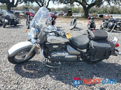 Trzecie zdjęcie samochodu z tyłu: 2003 SUZUKI VL800 VIN:JS1VS54A832107932 - miniatura