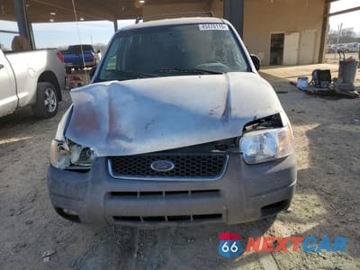 Piąte zdjęcie samochodu w środku: 2004 FORD ESCAPE XLT VIN:1FMYU03154KA31956 - miniatura