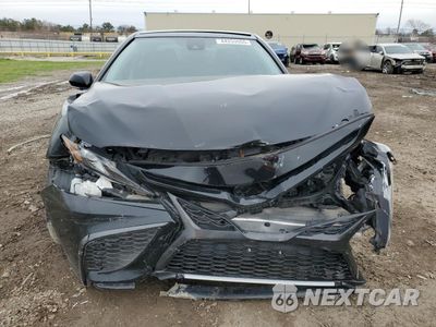 Piąte zdjęcie samochodu w środku: 2021 TOYOTA CAMRY XSE VIN:4T1K61AK7MU432947 - miniatura
