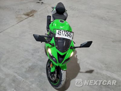 Piąte zdjęcie samochodu w środku: 2018 KAWASAKI ZX636 E VIN:JKBZXJE18JA027264 - miniatura