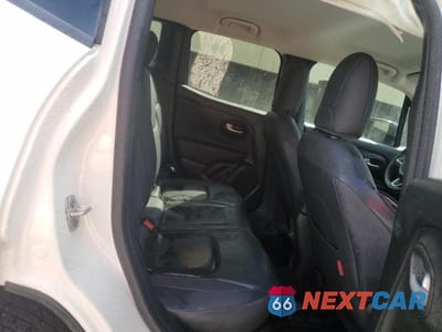 Zdjęcie 11 z 13 samochodu: 2023 JEEP RENEGADE TRAILHAWK VIN:ZACNJDC12PPP12025 - miniatura