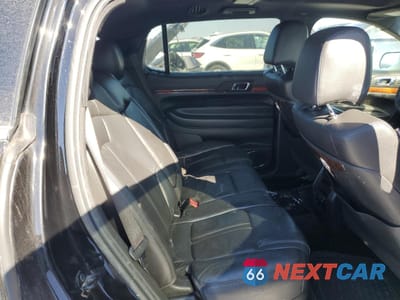 Zdjęcie 11 z 14 samochodu: 2016 LINCOLN MKT VIN:2LMHJ5NK5GBL01556 - miniatura