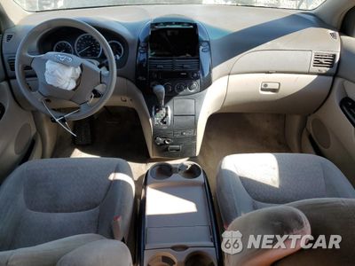 Zdjęcie 8 z 14 samochodu: 2005 TOYOTA SIENNA CE VIN:5TDZA23C65S305285 - miniatura