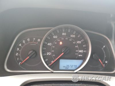 Zdjęcie 9 z 14 samochodu: 2015 TOYOTA RAV4 XLE VIN:2T3WFREV2FW190874 - miniatura