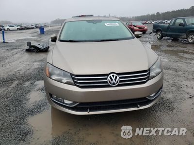Piąte zdjęcie samochodu w środku: 2015 VOLKSWAGEN PASSAT SE VIN:1VWBT7A38FC019434 - miniatura