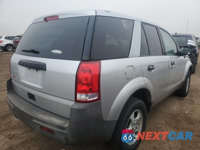 Trzecie zdjęcie samochodu z tyłu: 2004 SATURN VUE VIN:5GZCZ23D64S869725 - miniatura