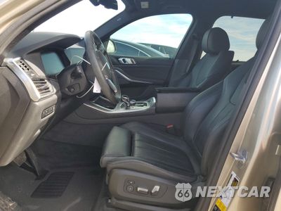 Zdjęcie 7 z 14 samochodu: 2019 BMW X5 XDRIVE40I VIN:5UXCR6C54KLK84956 - miniatura